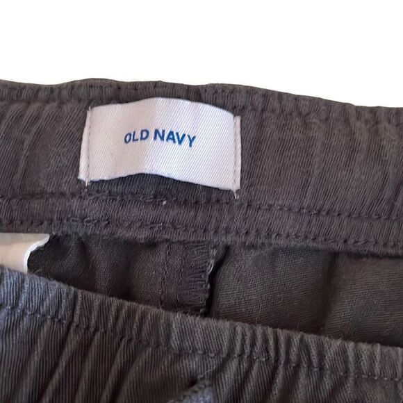 Old Navy Charcoal Twill Jogger - Picture 5 of 8
